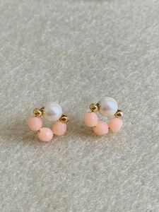 N o.11056 pearl . beads. biju- earrings resin post 