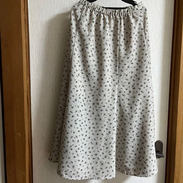 GUスカート Sウエストゴム 花柄