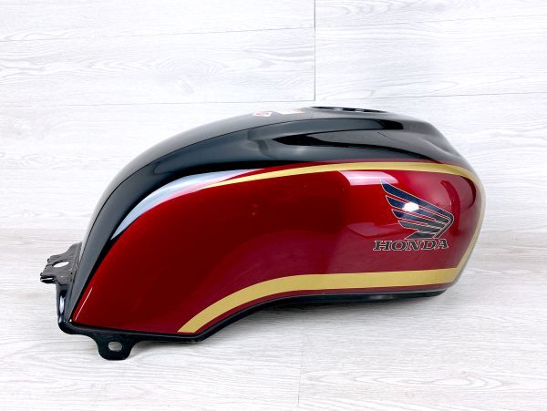 Yahoo!オークション -「cb 750 rc 42」(タンク) (パーツ)の落札相場・落札価格