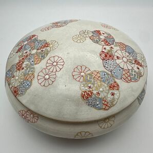 色絵 金彩
