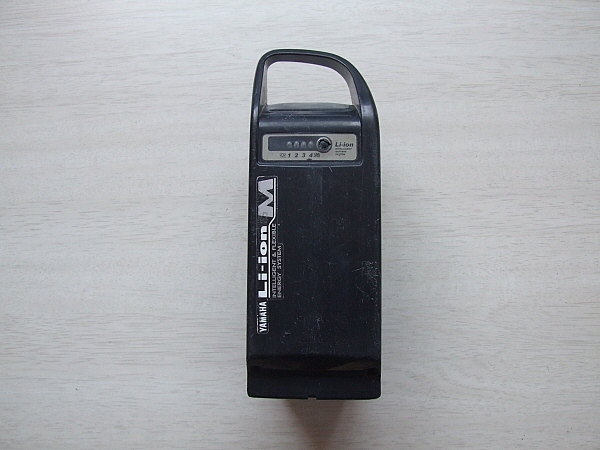 * длина вдавлено .20 секунд 4 лампочка-индикатор длина вдавлено .30 секунд 3 лампочка-индикатор Yamaha электромобиль lithium ион M аккумулятор 6.0Ah X56-21 *b-174