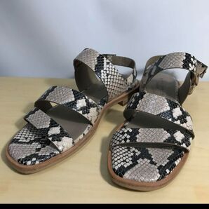 ELVIO ZANON NOUER パイソン サンダル