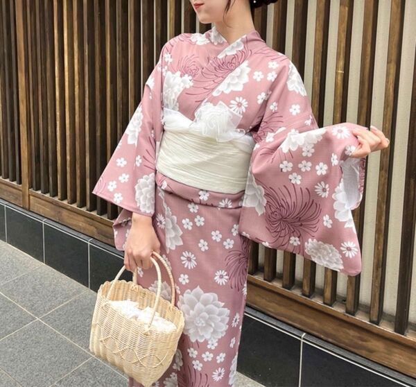 花柄浴衣セット 兵児帯 ホワイト ピンク 菊 和柄 古典花柄
