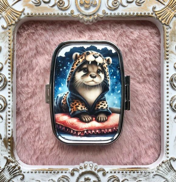 20 ハンドメイド レジン ピルケース 小物入れ カワウソ 着ぐるみ コスプレ
