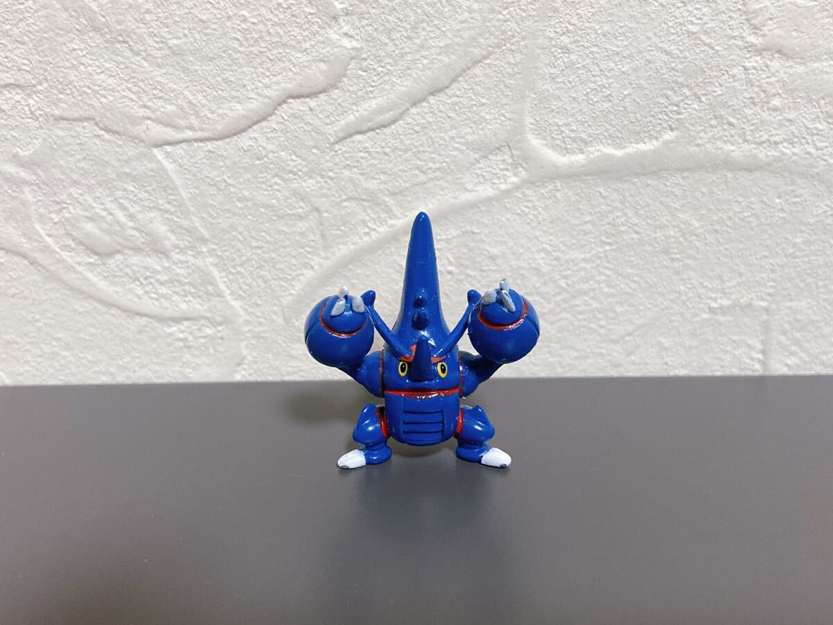 ポケモン　メガヘラクロス　モンコレ　フィギュア