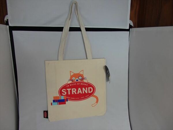 ★新品未使用★ストランドブックストア(Strand Book Store）(ニューヨーク）トートバッグ（Made in ＵＳＡ）　ネコと本 N12