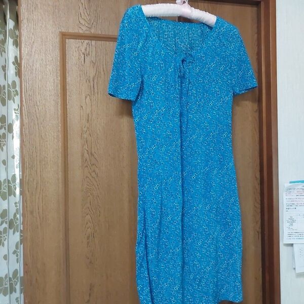 半袖ワンピース M 花柄
