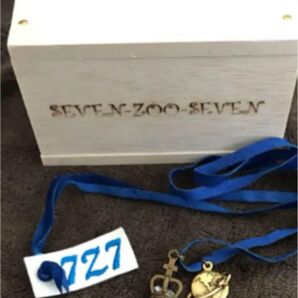 7zoo7ペンダント
