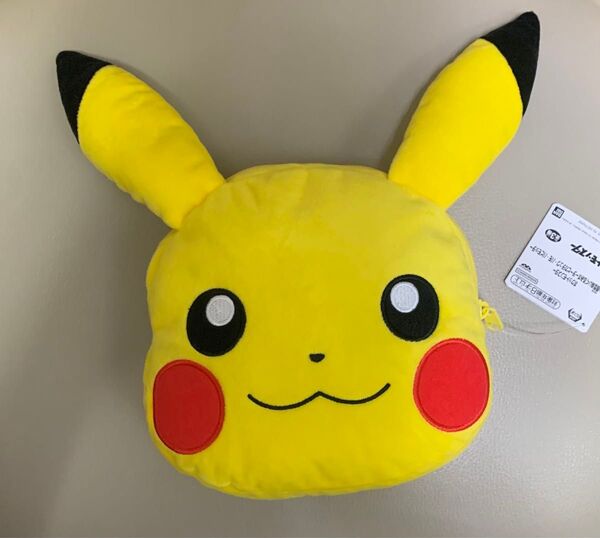 ポケットモンスター ピカチュウ ぬいぐるみ ポーチ