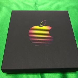 Apple 福岡 オープン記念グッズ 特製トートバッグ、ピンズ、シール セット☆アップルストア 福岡 Apple Store☆