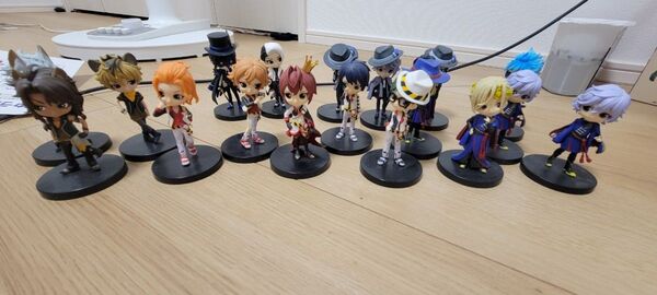 ツイステッドワンダーランド キューポスケット