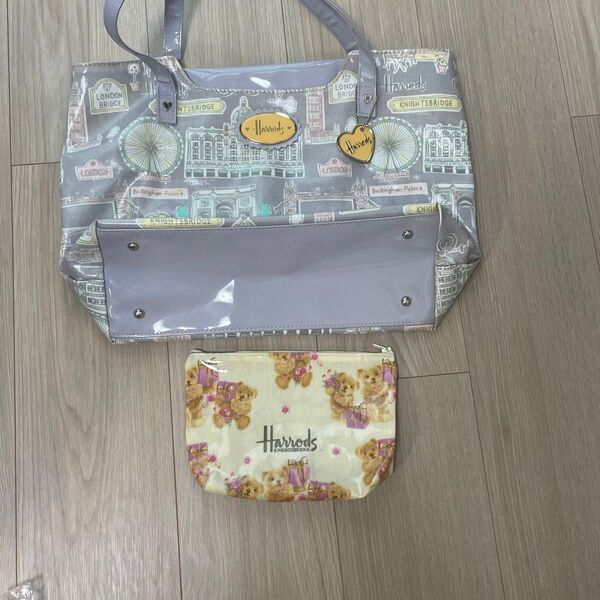 ハロッズ Harrodsトートバッグ ポーチ セット チャーム付き トートバッグ