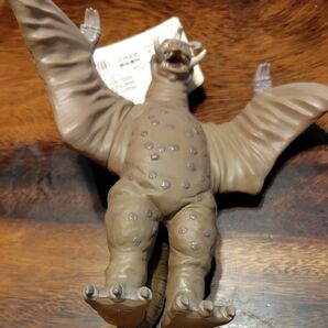 新品 冷凍怪獣 ペギラ タグ付き ウルトラ怪獣シリーズ ウルトラマン ウルトラQ バンダイ