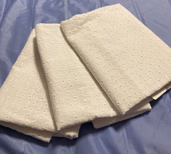 小花刺繍生地