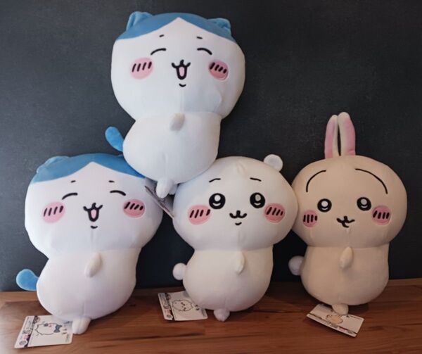 ちいかわ おしりふりふりBIGぬいぐるみ ハチワレ&ちいかわ&うさぎ 3種4点セット