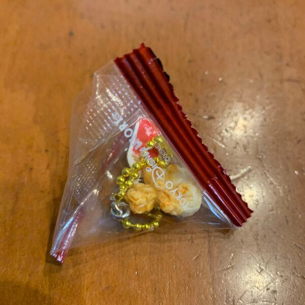 ディズニー Disney スクランプ ポップコーン キーチェーン キーホルダー