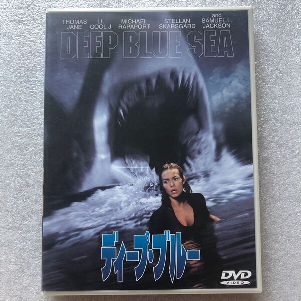 【 500円 中古 DVD 】ディープブルー サフロンバローズ サミュエルLジャクソン 中古 DVD セル版 他多数出品中