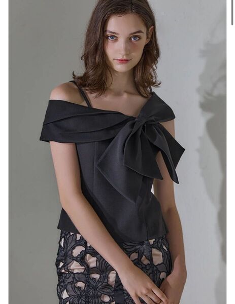 riu Ribbon one shoulder tops 黒 リウ