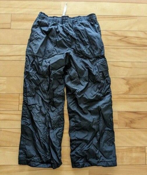 120 UNIQLO ナイロンパンツ
