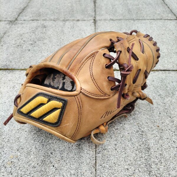 【ビッグM】ミズノプロ硬式内野手用オーダーグラブ