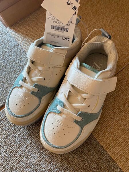ZARA ザラキッズ 子供 男の子 女の子 スニーカー 17.5 新品タグ付き