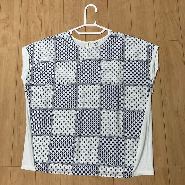 UNIQLO ユニクロ プロバンスプリントグラフィック Tシャツ トップス