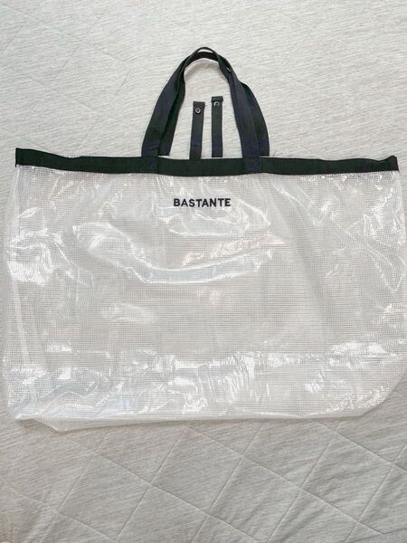 スリーコインズ トートバッグ 大きめ