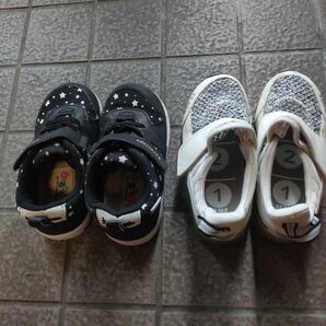 子供シューズ