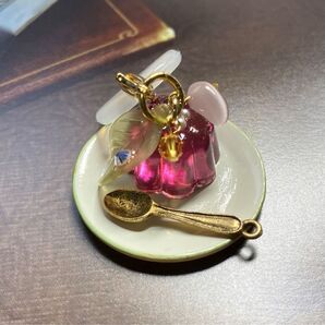 葡萄ゼリーのアンブレラマーカー ハンドメイド レジン スワロフスキー ビーズ