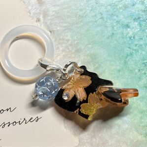 和柄金魚のアンブレラマーカー(黒) ハンドメイド レジン