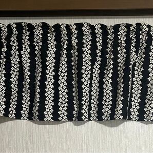 カフェカーテン 北欧風ストライプフラワー