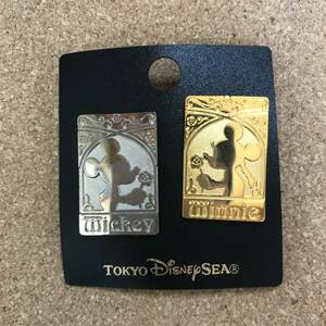  Disney pin badge Mickey & minnie set Silhouette gold silver * beautiful goods 