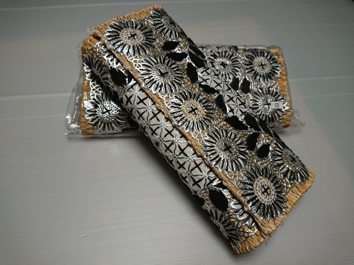 新品・シュクラン クラッチバッグ （フラワーレース）価格8640円　モロッコハン