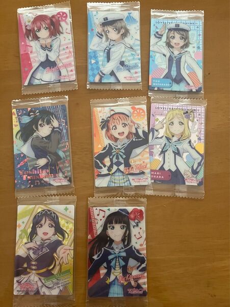 ラブライブ!サンシャイン!! ウエハースカード ラバスト 缶バッジ