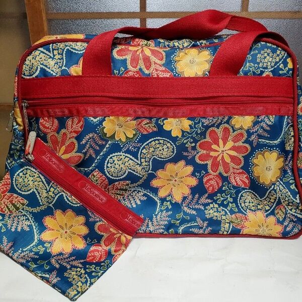 LeSportsac、(中)ボストンバック、ポ-チ付き花柄