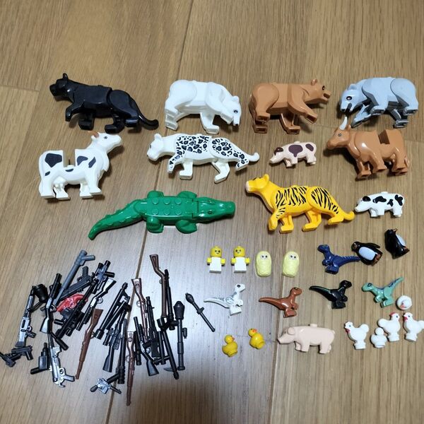 ブロック 動物 わに 恐竜 赤ちゃん トラ 牛 くま 武器 銃 にわとり あひる