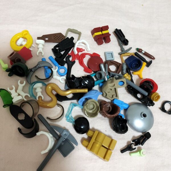 LEGO レゴ ブロック ミニフィグ ひげ 帽子 ガイコツ 手足