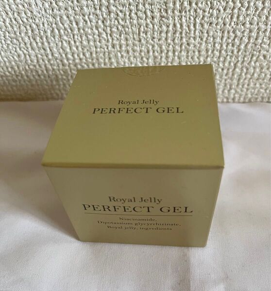 なちゅライフ ローヤルゼリーパーフェクトジェル 50g