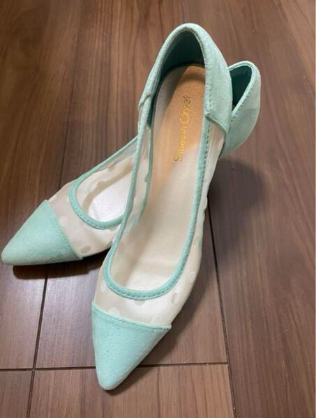 レースヒールパンプス