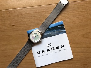 美品程度 取説保証書有 SKAGEN スカーゲン STEEL シェル文字盤 スリム 純正SSメッシュブレス 233XSSS クオーツ レディース 腕時計