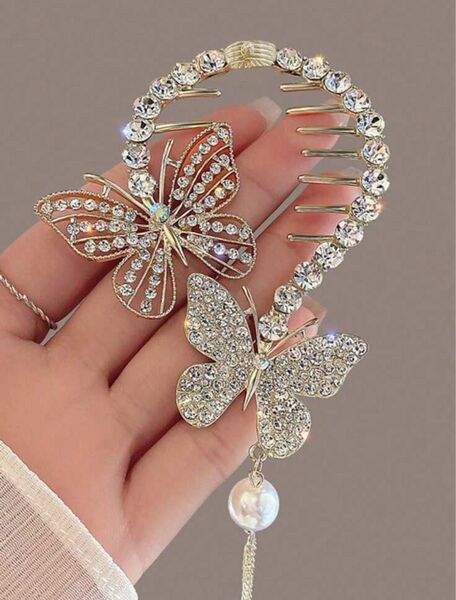 ☆新品☆ ヘアクリップ 髪留め 髪飾り ヘアアレンジ ヘアアクセサリー ヘアピン 丸 バンスクリップ シルバー バタフライ 蝶