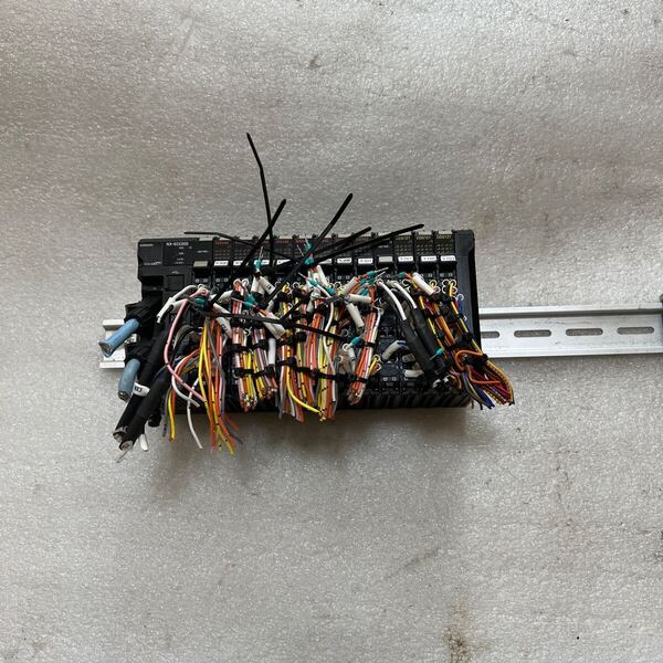 OMRON PLC シーケンサー NX-ECC202 ID5342 8枚 PD1000 1枚 OD5121 3枚 セット