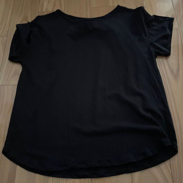 ユニクロ Tシャツ