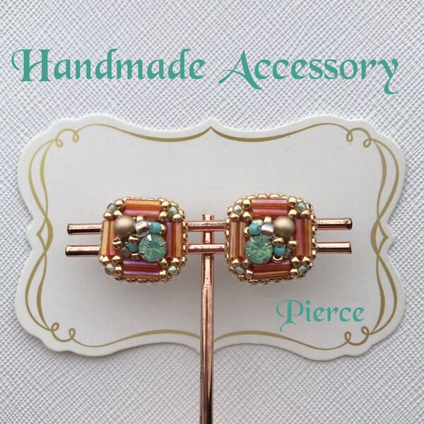 ハンドメイドピアス ビーズ刺繍のスクエアピアス*オレンジ