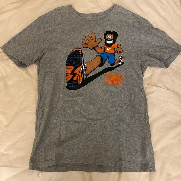 NIKE HIKE Tシャツ グレー
