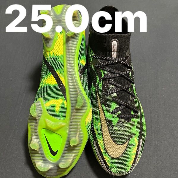 NIKE ファントムGT2 FG 25cm