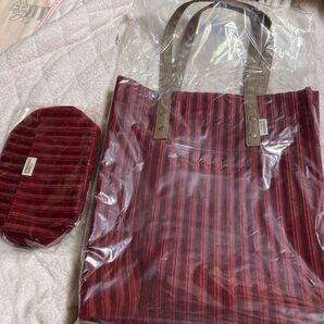 未使用品!コメダ珈琲のソファーのトートバックとポーチセット