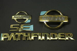 R50テラノ パスファインダー US純正 GOLDエンブレムSET PATHFINDER 前期 96-98 新品 NISSAN 背面タイヤ無し 絶版品