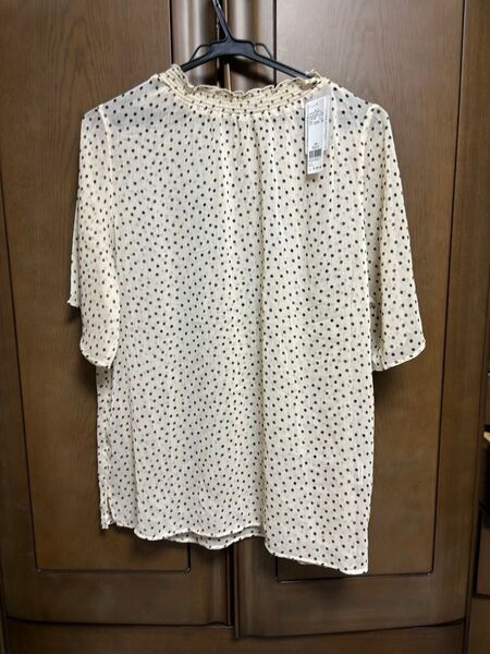 プチエリPRTブラウス Lサイズ 未使用品