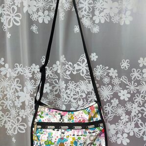 LeSportsac ショルダーバッグ 不思議の国のアリス